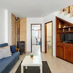 Holiday home 21 - Surf House Perfect Location *