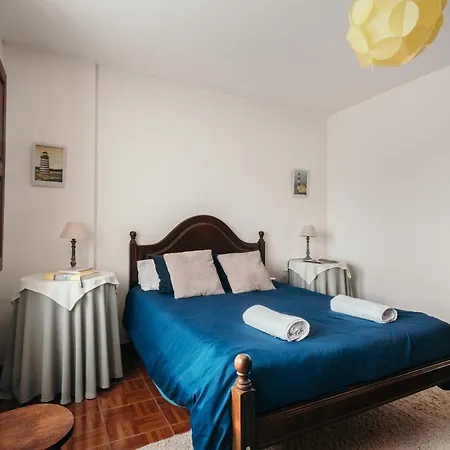 21 - Surf House Perfect Location * Baleal