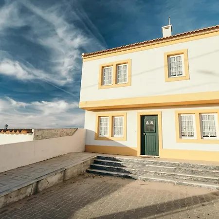 21 - Surf House Perfect Location בית נופש