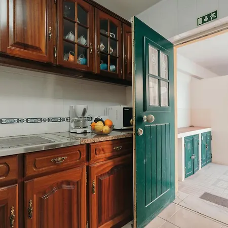 21 - Surf House Perfect Location *