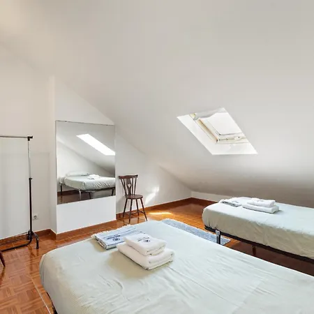 21 - Surf House Perfect Location Holiday home Baleal