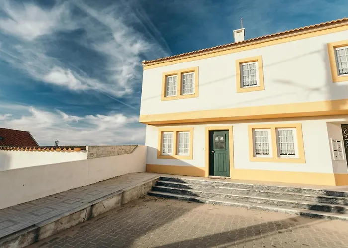 21 - Surf House Perfect Location Дом отдыха